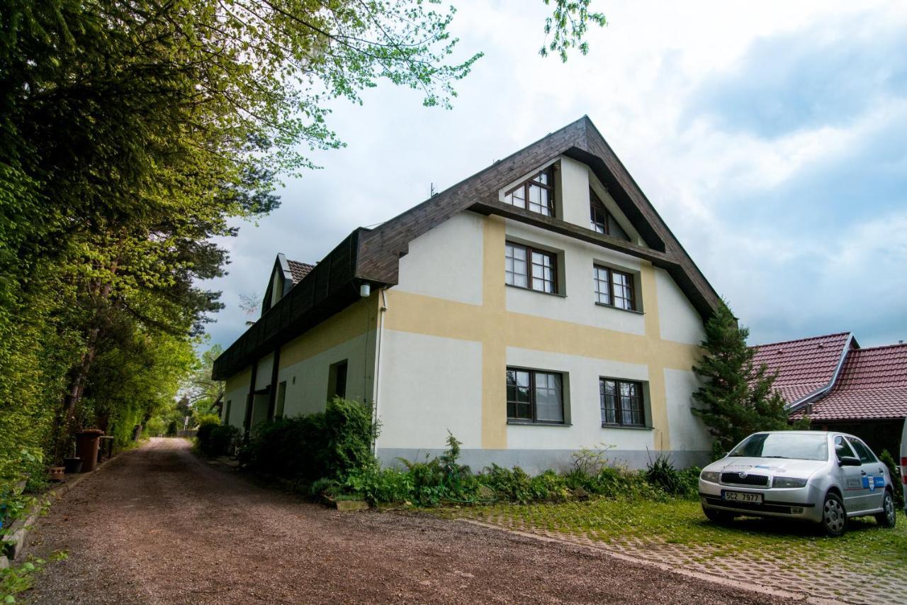 Penzion U kostela Mláka Kültér fotó